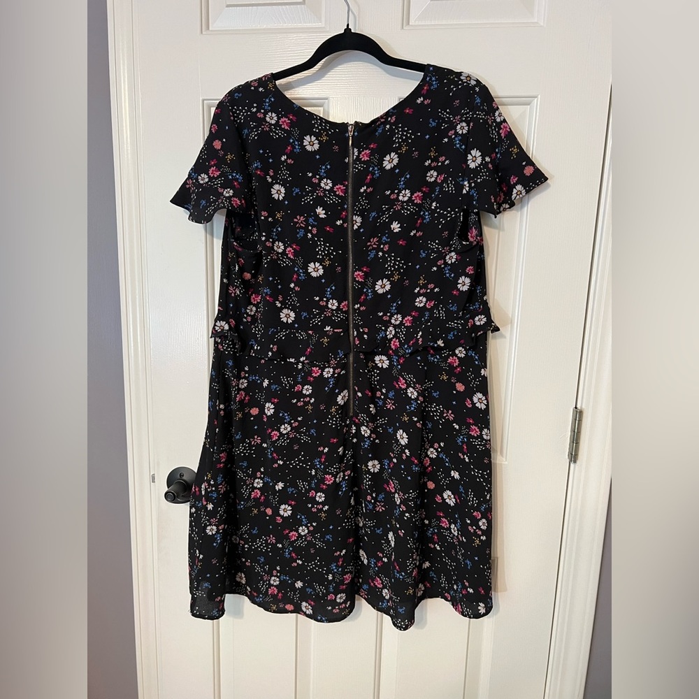 Xhilaration XXL women’s dress flowered tiered cap sleeves black - Picture 2 of 7